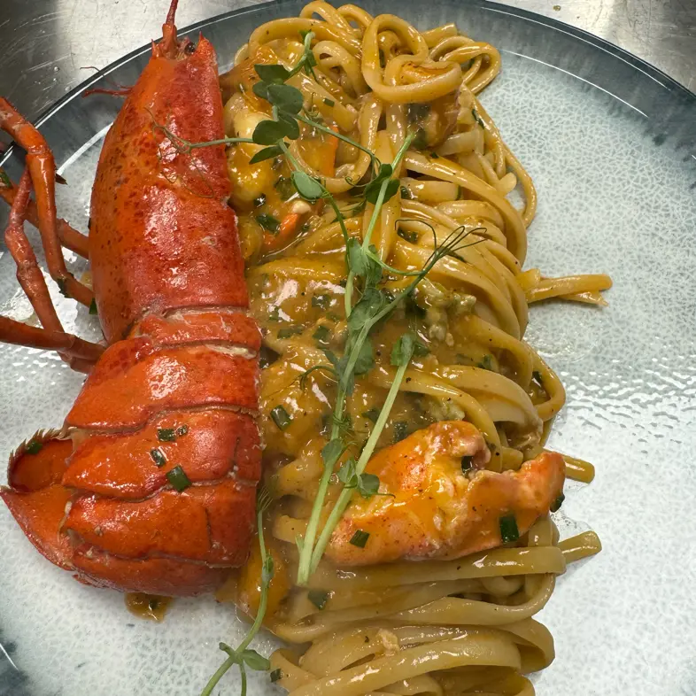 creation thumb for Linguine lobster