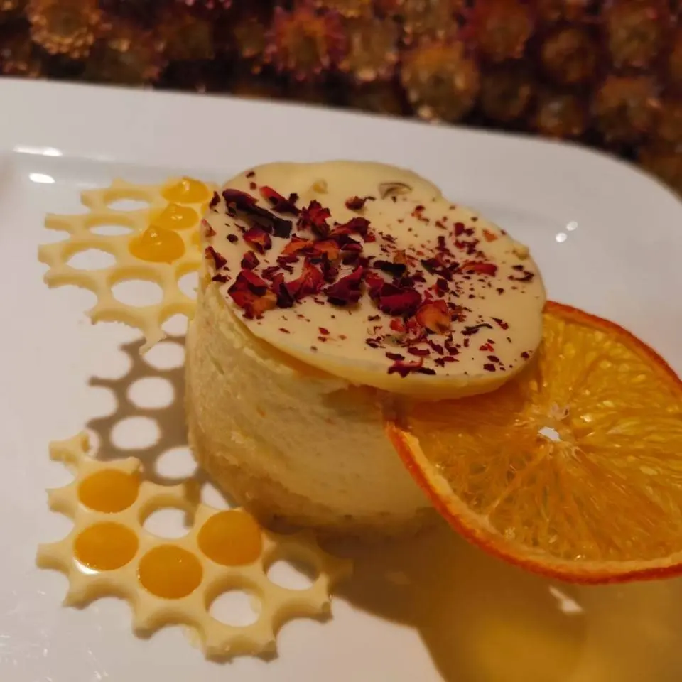 creation thumb for White chocolate mousse on biscuit with orange