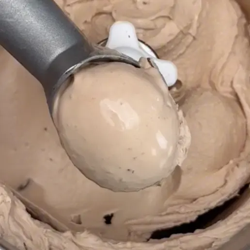 creation thumb for Kit Kat Ice Cream