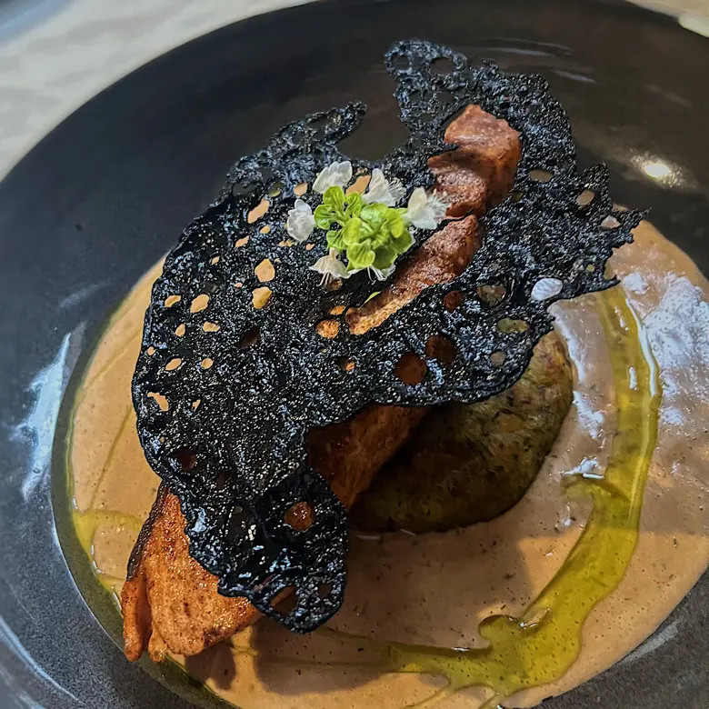 creation thumb for Saumon Rouge & Vert (Pan-seared salmon · Red wine cream ·