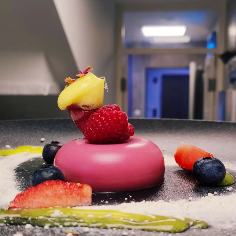 creation thumb for Raspberry panna cotta, sugar glass, passion fruit foam
