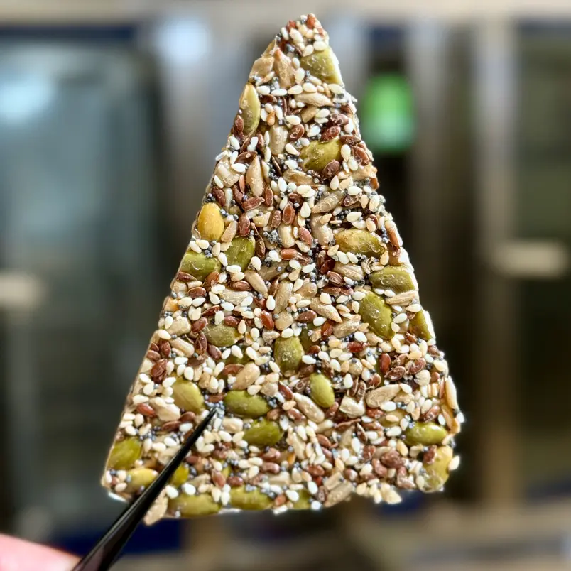creation thumb for Saffron rice cracker