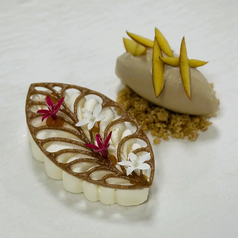 creation thumb for Peach & white chocolate dessert