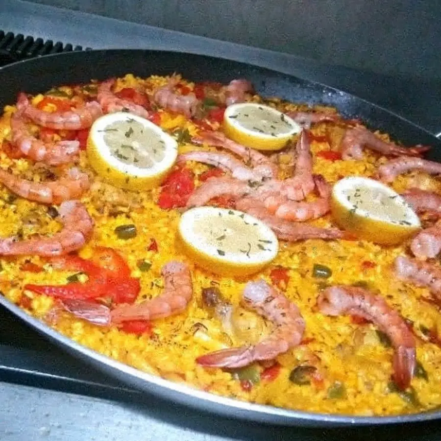 creation thumb for Te apetece una paella?