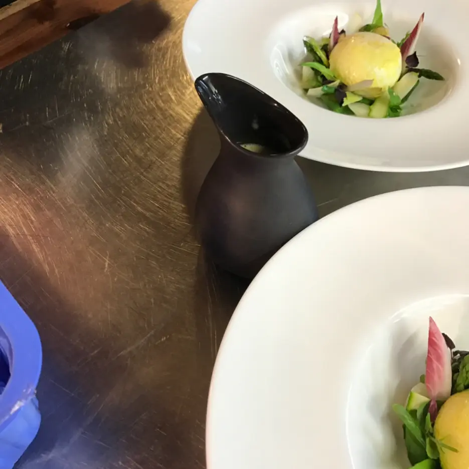 creation thumb for Perfect egg, asparagus, asparagus velouté