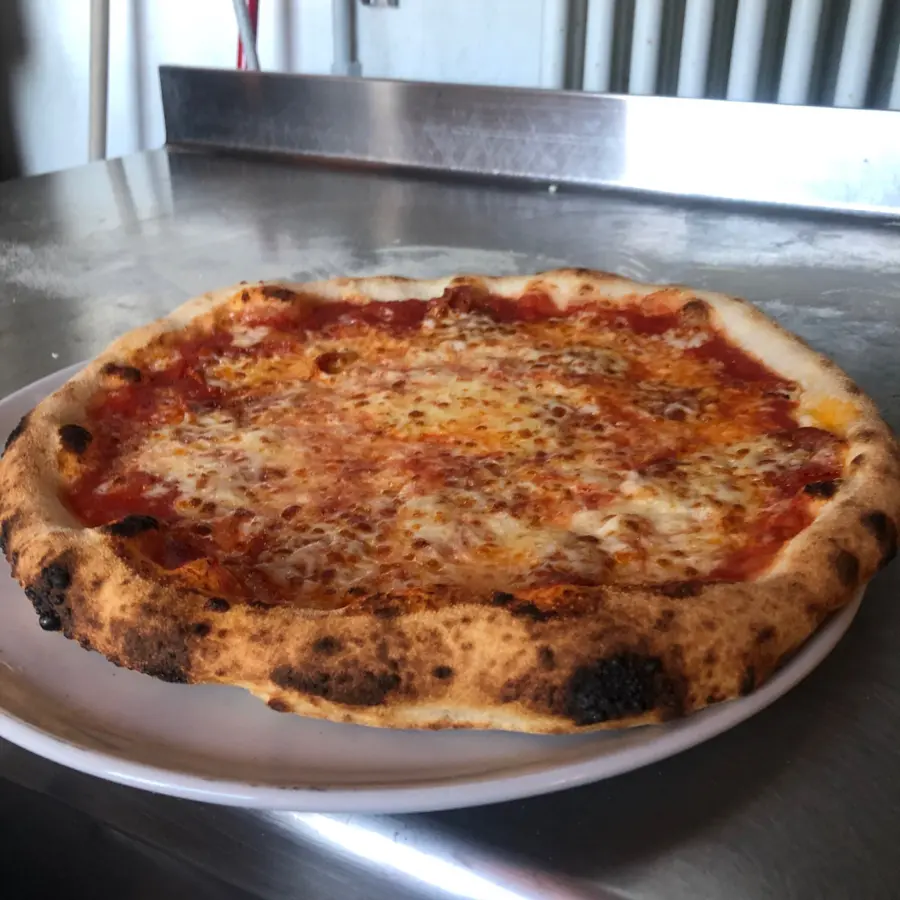creation thumb for Pizza napoletana lievito madre