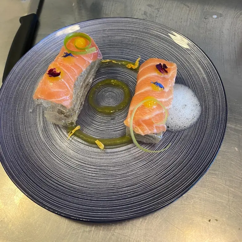 creation thumb for Transparente Crostini mit Sommerlachs