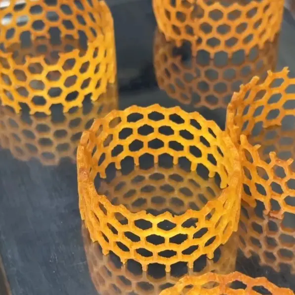 creation thumb for Honeycomb Tuile