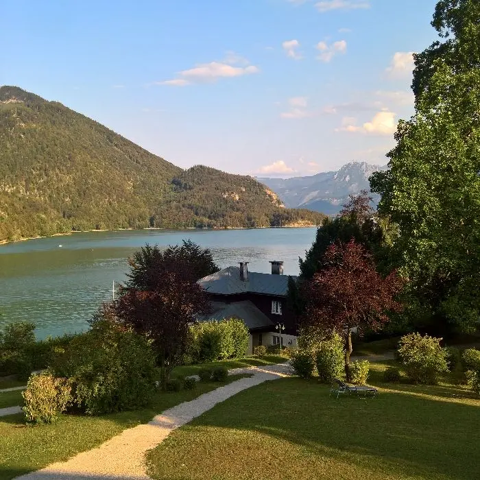 creation thumb for Parkhotel Billroth am Wolfgangsee