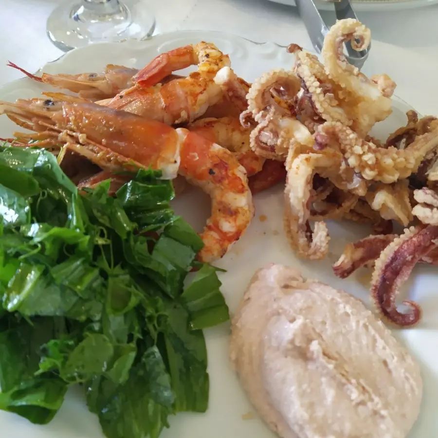 creation thumb for Seafood are served