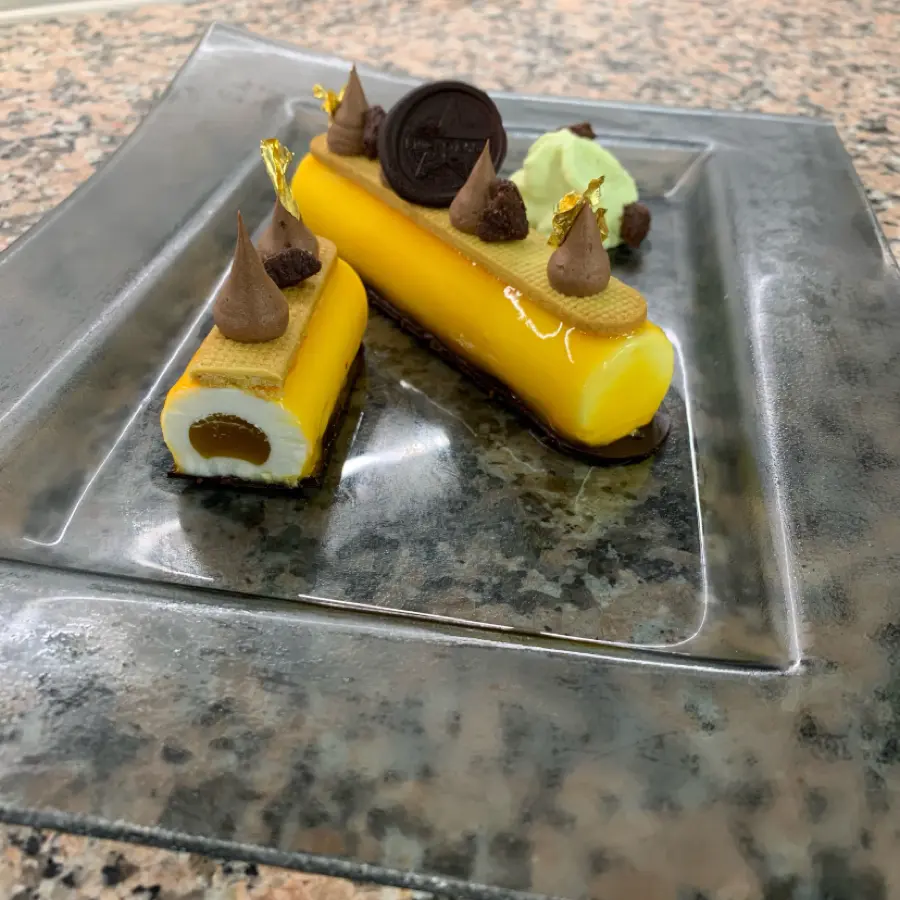 creation thumb for Vanille mousse, orange gélee and glaze