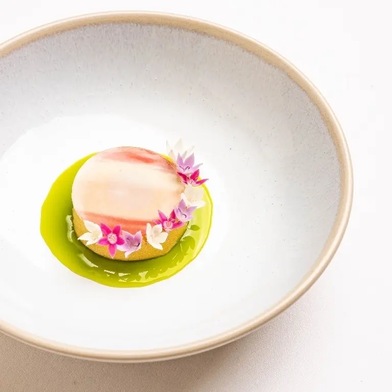 creation thumb for Strawberrie Gum Semifreddo, Figs, Fig leaves oil