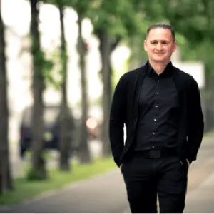 Martin Thomas