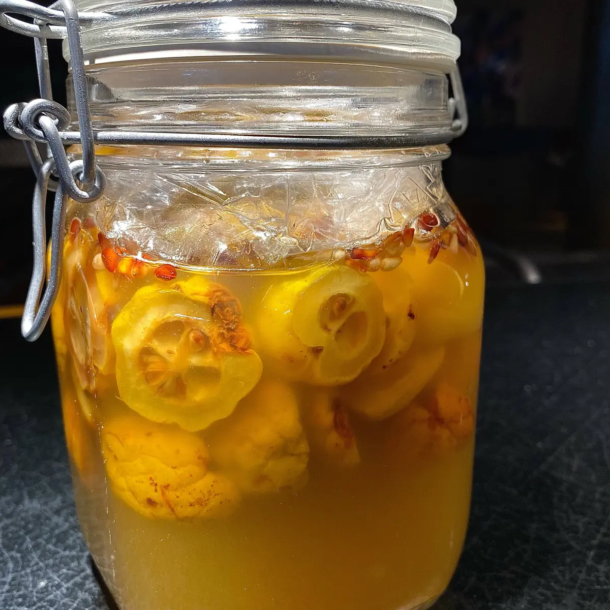 creation thumb for Miele di cotogna fermentato
