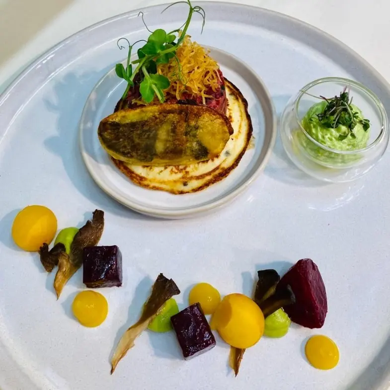 creation thumb for Rote Bete Burger, Kartoffel Pancake, Avocado,Karotte