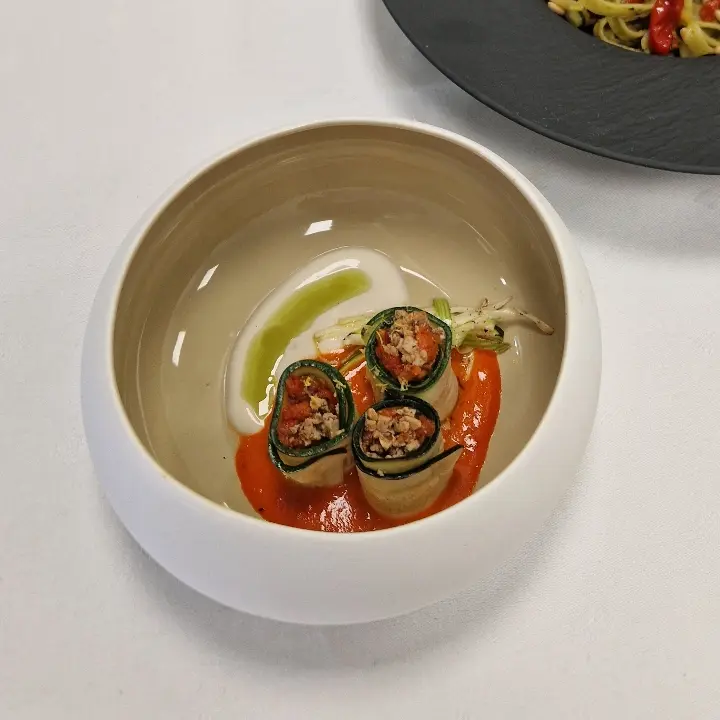 creation thumb for Courgette rolls with tofu filling