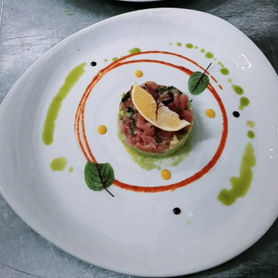 creation thumb for Tuna tartar
