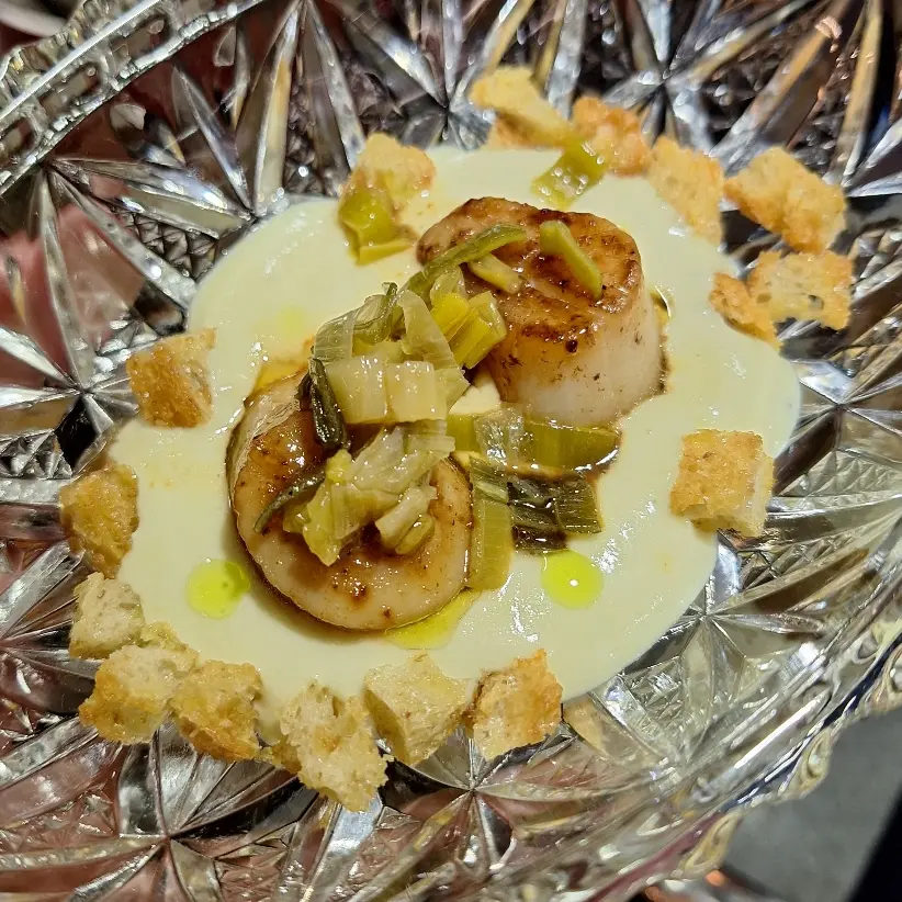 creation thumb for Scallops, leeks, potato