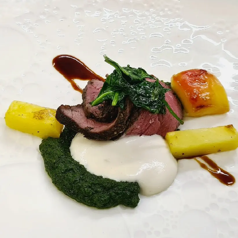 creation thumb for Boiled fillet, spinach, Topaz apple, horseradish