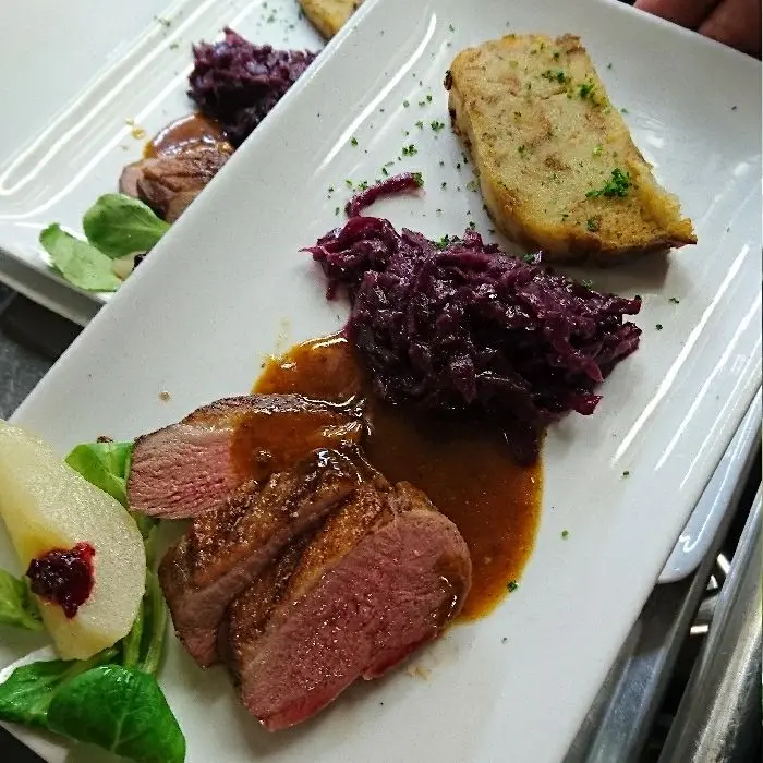 creation thumb for Entenbrust#Rotkohl#Semmelknödel