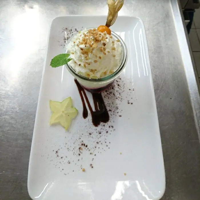 creation thumb for Trifle mit Beerenfrüchte im Weckglas