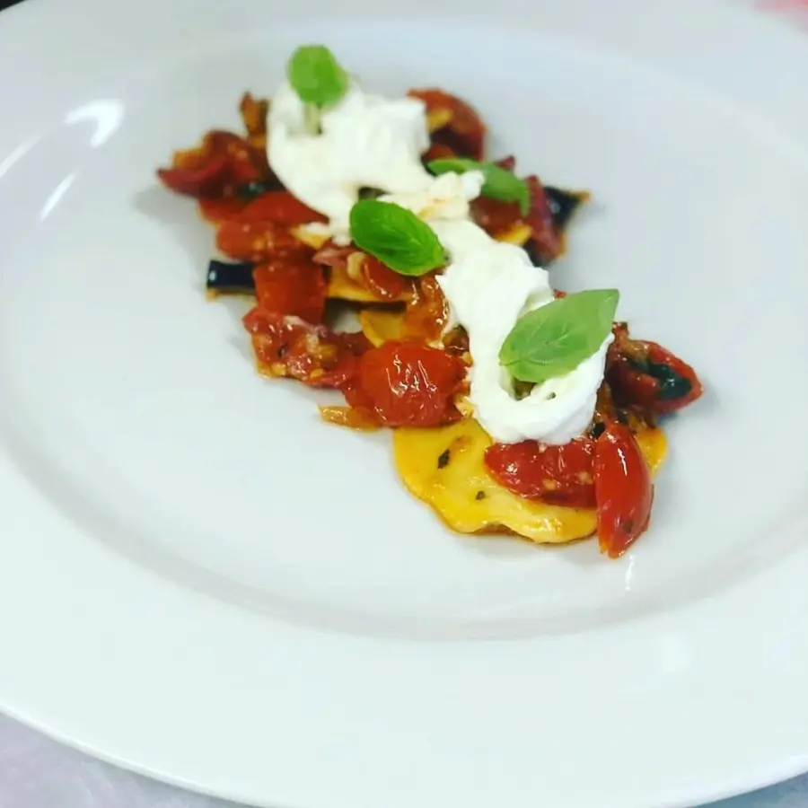 creation thumb for Cherubini pomodoro infornato melanzane e stracciatella