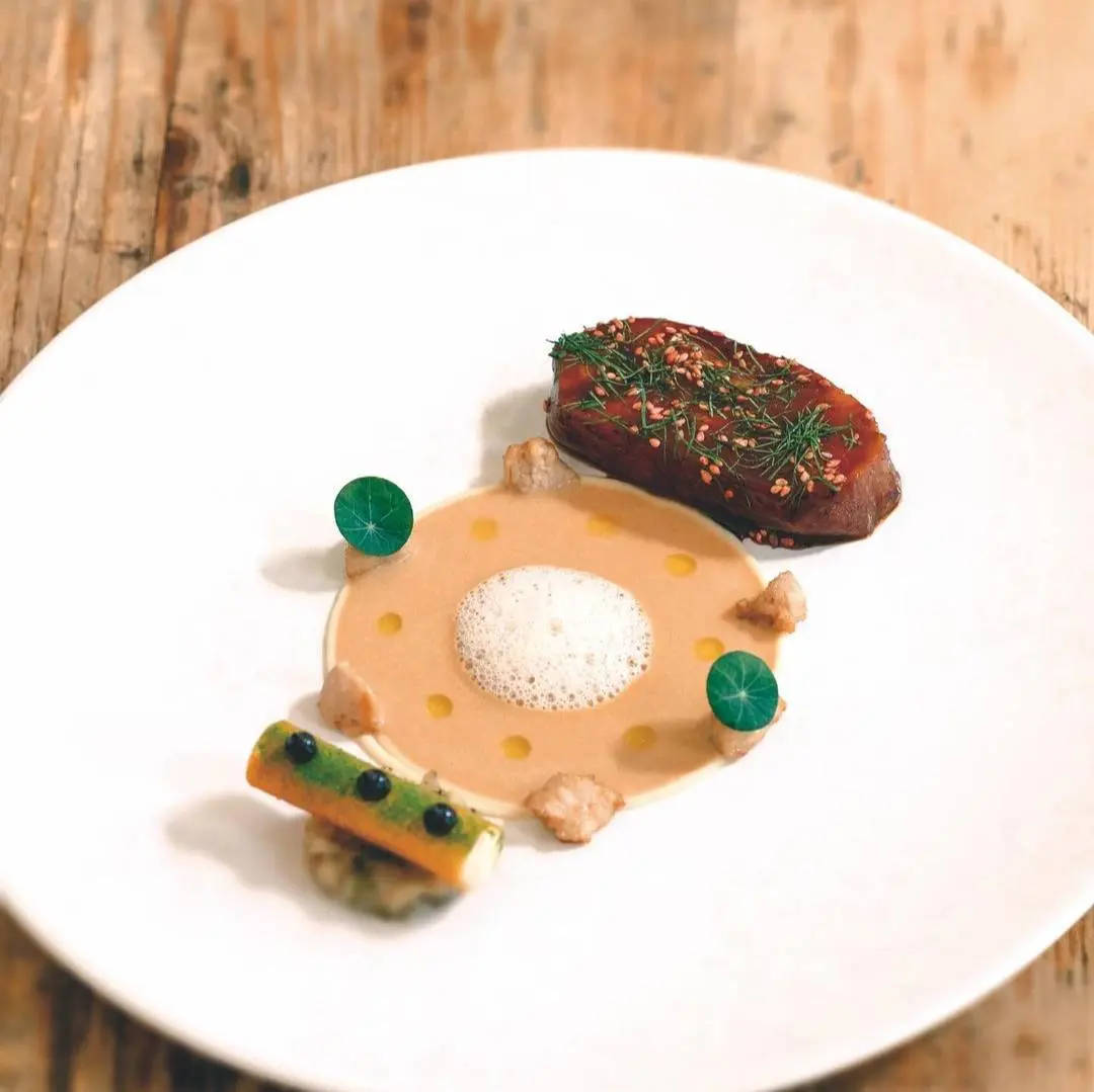 creation thumb for Veal / Black Salsify / fermented condensed Milk / Coriander