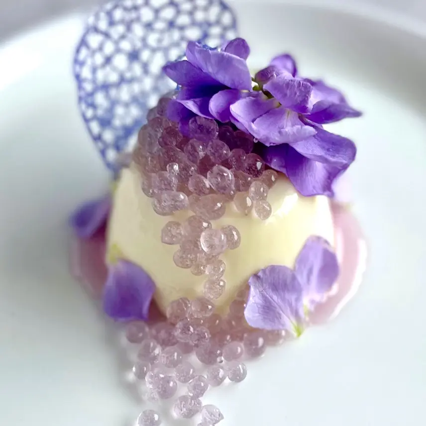 creation thumb for Lavender Pearls (Caviar)