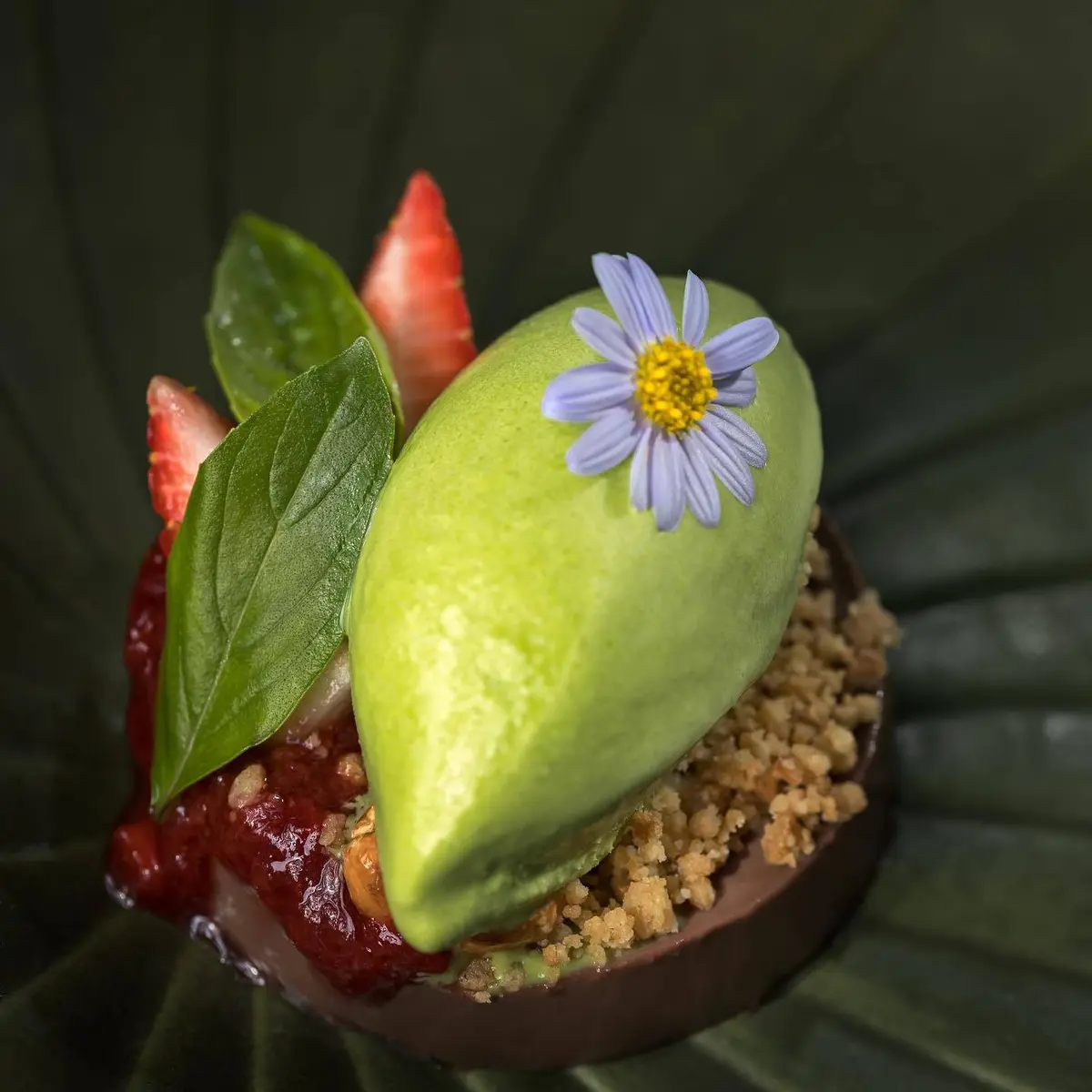 creation thumb for Schweineblut-Panna Cotta mit Basilikumeis