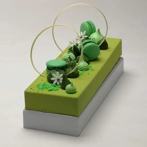 creation thumb for Pistachio Cake