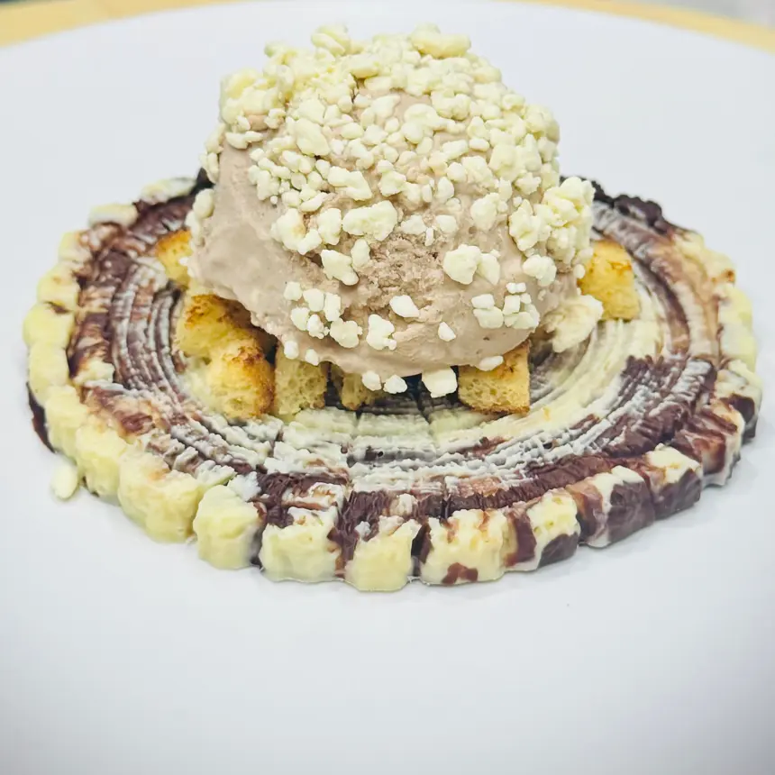 Panettone ice cream Rocher