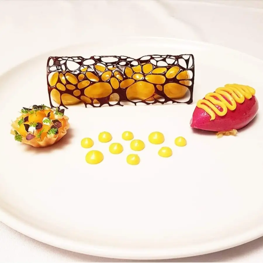 creation thumb for Chocolate mouss, pumpkintart with sourcream porage.