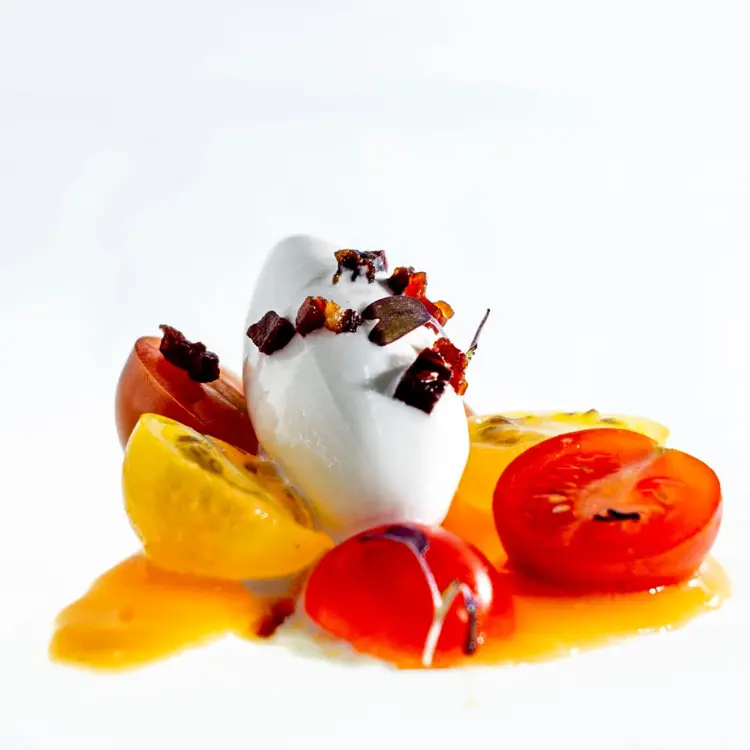 creation thumb for Salade de tomates cerises avec glace à la mozzarella