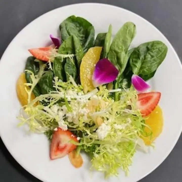 creation thumb for Insalata di fragole e spinaci