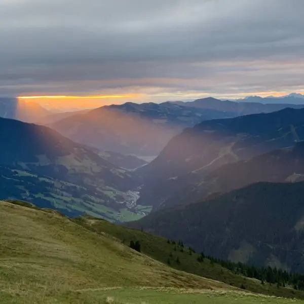 creation thumb for Sonnenaufgangstour auf den Schattberg