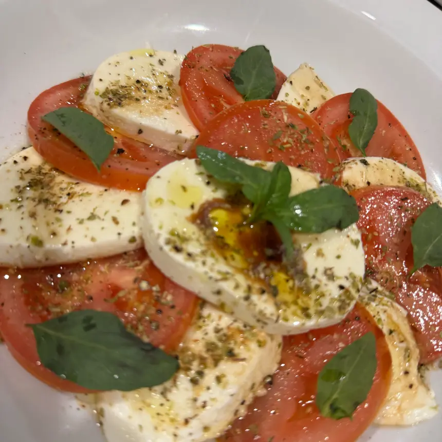 creation thumb for Salade caprese 😋😋