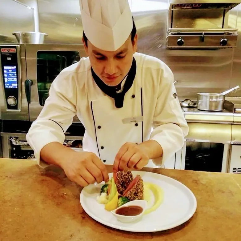 creation thumb for Hearbs Crusted beef tenderloin potato puree