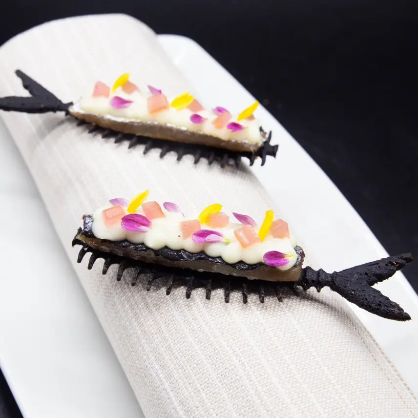 creation thumb for Crackers|sardines|cauliflower|onion