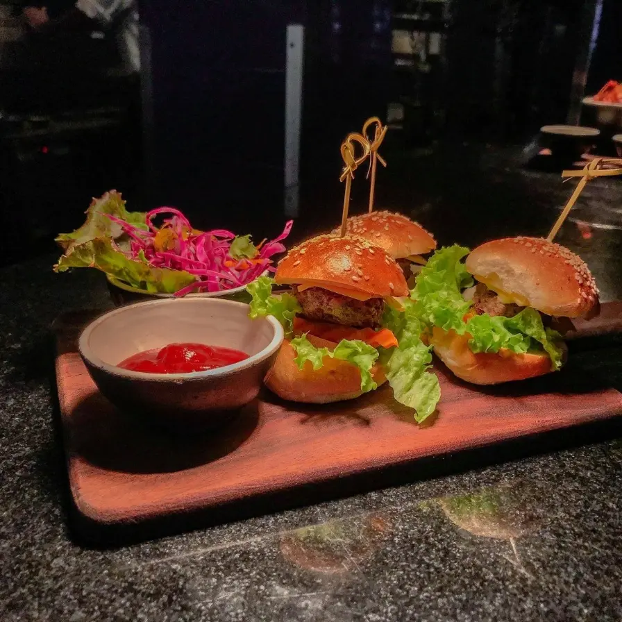 creation thumb for Mini chicken burger