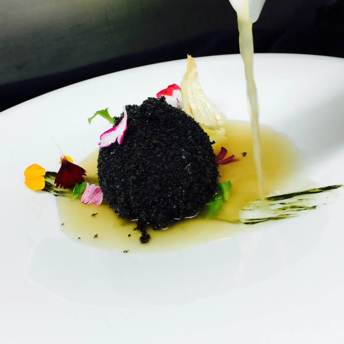 creation thumb for "BLACK" EGG WITH EXTRA VIRGIN OLIVE OIL, UMAMI AND SEAWEEDS