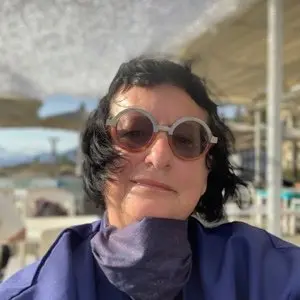 Dr. Juliana España Keller