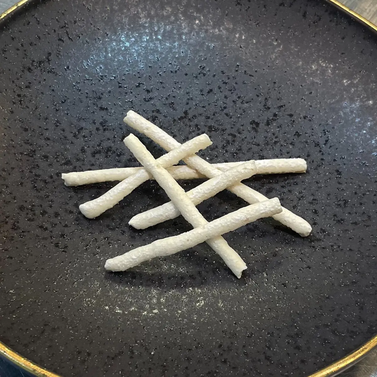 creation thumb for Grapefruit Meringue Sticks