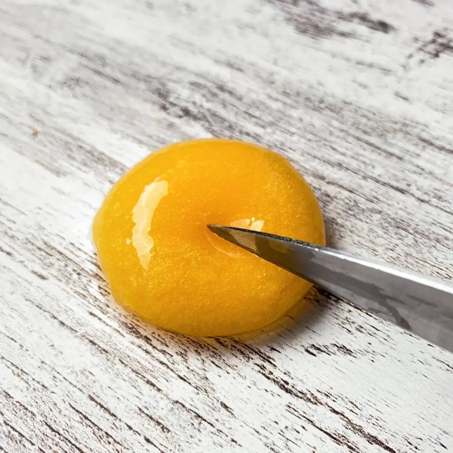 creation thumb for Orange Sphere (False Egg Yolk)
