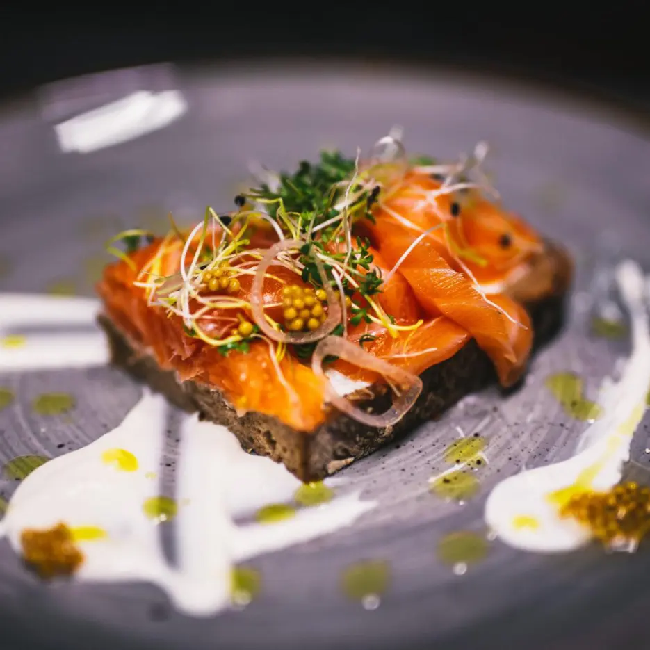 creation thumb for Salmon snack
