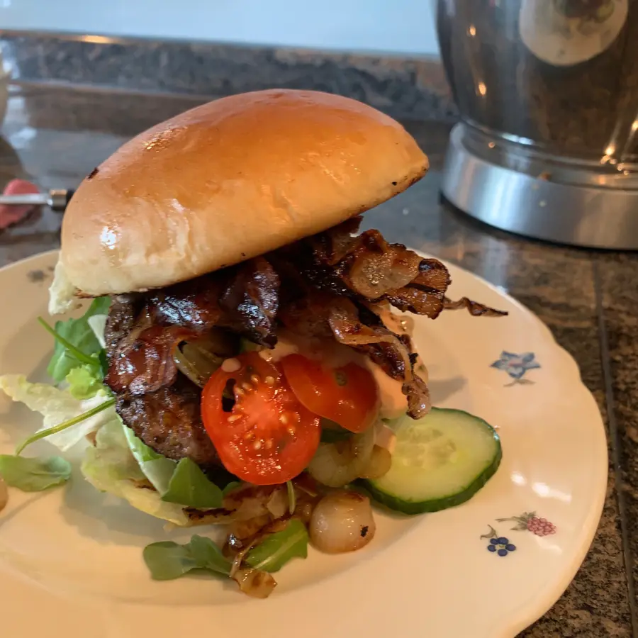 creation thumb for Burger selfmade