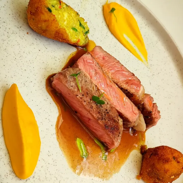 creation thumb for Chorizo steak, Andean croquette and carrot mayonnaise