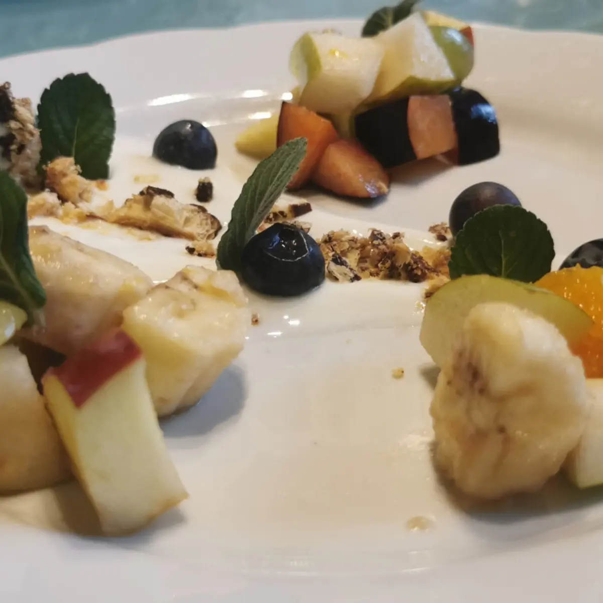 creation thumb for Homemade fruit salad with a natural yogurt cream and pig ear crumble