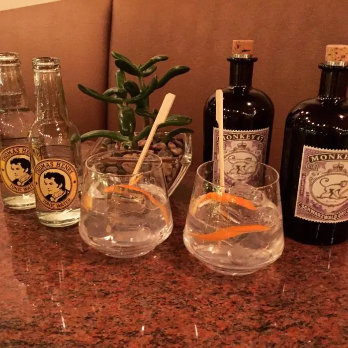 creation thumb for Save Tonic, Drink Gin!