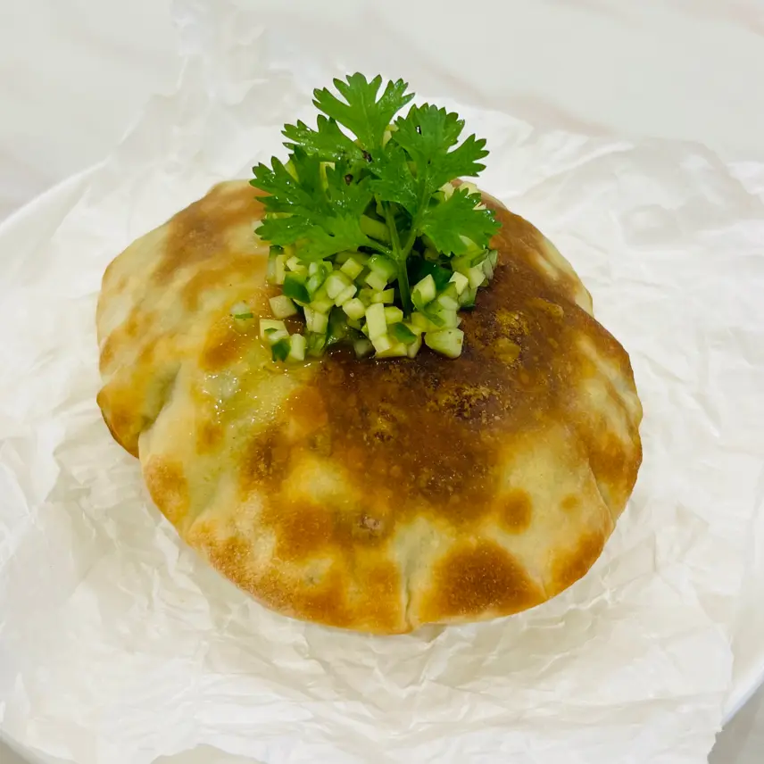 creation thumb for Avocado & feta kulcha