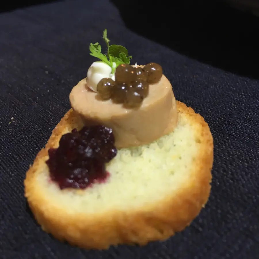creation thumb for Finger food...ricotta bread, foie gras, truffle caviar and onion moustard